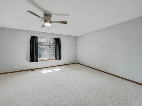 804 North Tamarac Boulevard Addison IL 60101