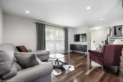 1631 South Surrey Ridge Drive Arlington Heights IL 60005