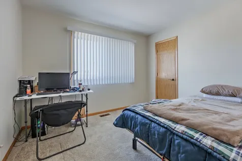 717 Whitesail Drive Schaumburg IL 60194