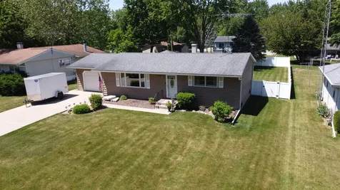 1705 North North Avenue Mchenry IL 60050