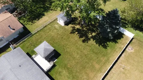 1705 North North Avenue Mchenry IL 60050