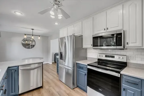 4714 20TH Avenue Moline IL 61265