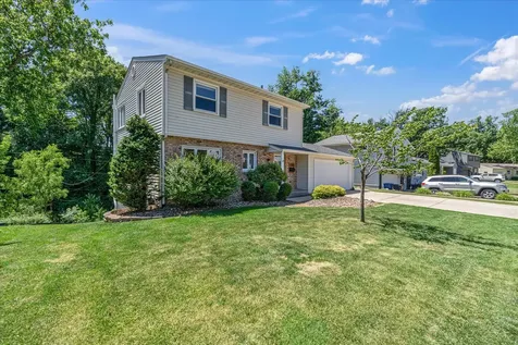 4714 20TH Avenue Moline IL 61265