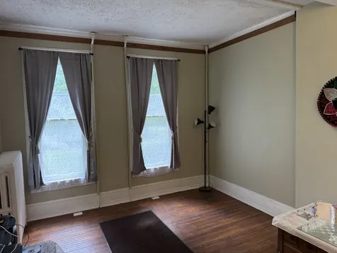 407 East Mulberry Street Watseka IL 60970