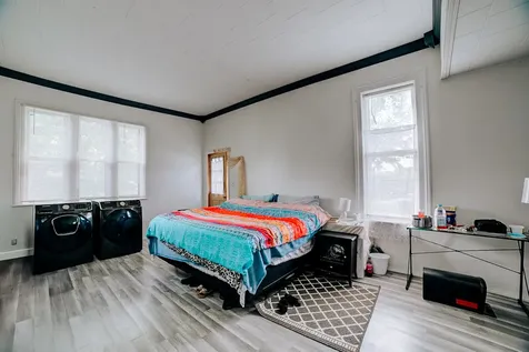 407 East Mulberry Street Watseka IL 60970