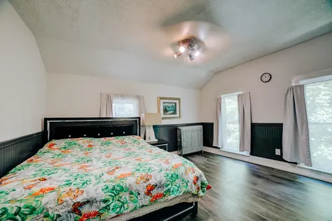 407 East Mulberry Street Watseka IL 60970