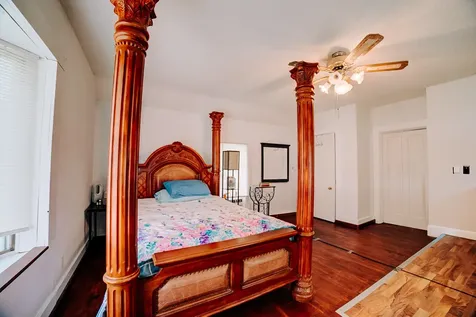 407 East Mulberry Street Watseka IL 60970