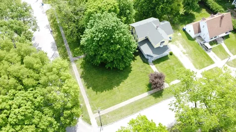 407 East Mulberry Street Watseka IL 60970