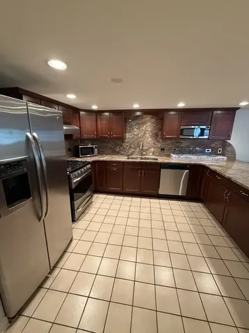 830 North Northwest Highway Park Ridge IL 60068