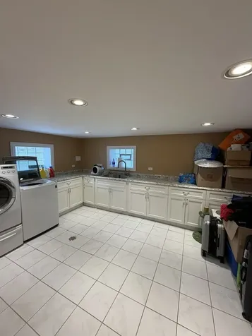 830 North Northwest Highway Park Ridge IL 60068