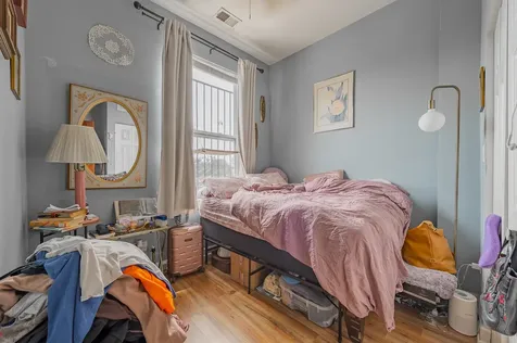 1537 North Rockwell Street Chicago IL 60622