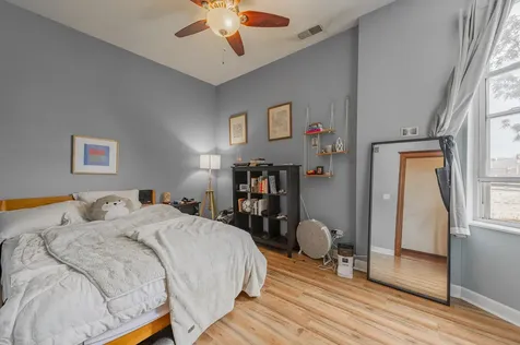 1537 North Rockwell Street Chicago IL 60622