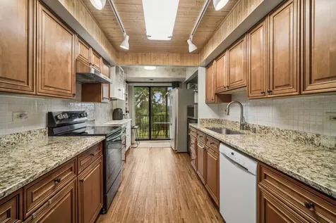 250 West Parliament Place Mount Prospect IL 60056