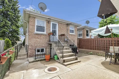 7008 West Montrose Avenue Norridge IL 60706
