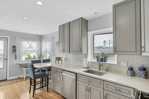7008 West Montrose Avenue Norridge IL 60706