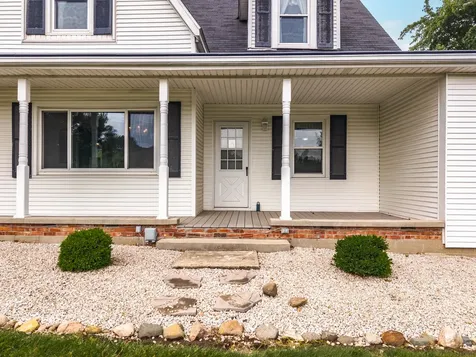 9834 North 1600 East Road Bloomington IL 61705