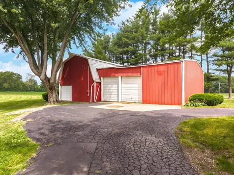 9834 North 1600 East Road Bloomington IL 61705
