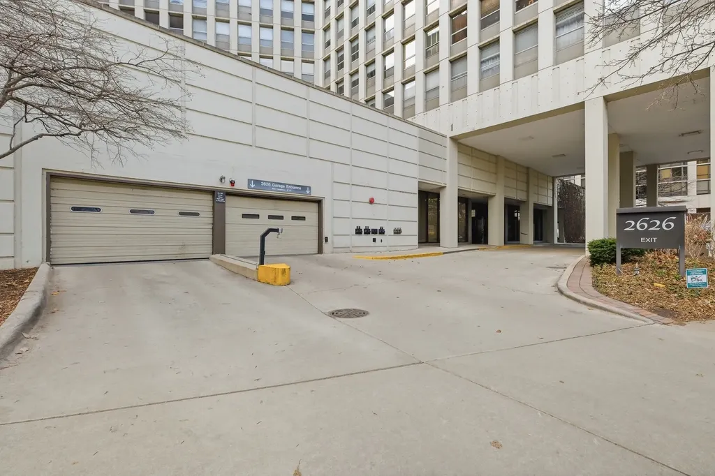 2626 North Lakeview Avenue Chicago IL 60614