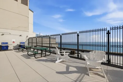 2626 North Lakeview Avenue Chicago IL 60614