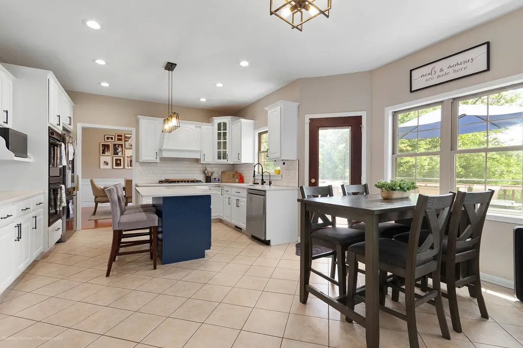 1241 Saint Charles Drive Lockport IL 60441