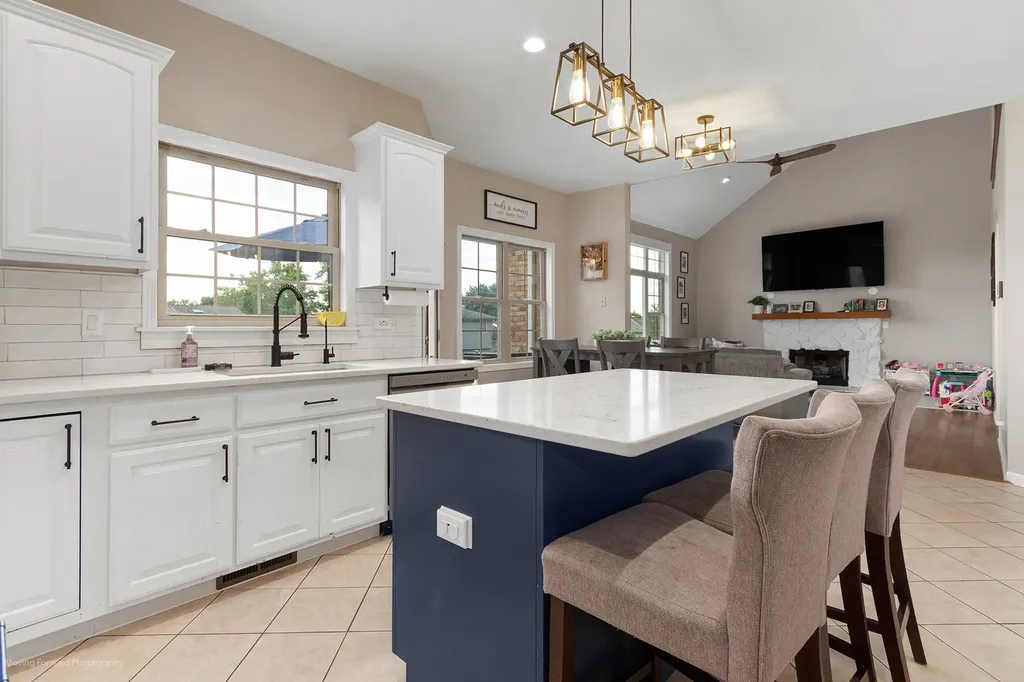 1241 Saint Charles Drive Lockport IL 60441