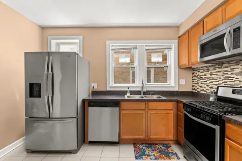 2905 North 74th Avenue Elmwood Park IL 60707