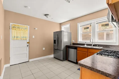 2905 North 74th Avenue Elmwood Park IL 60707