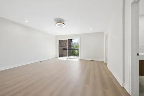 1935 Mission Hills Lane Northbrook IL 60062
