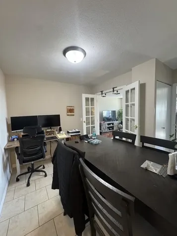 2740 North Pine Grove Avenue Chicago IL 60614