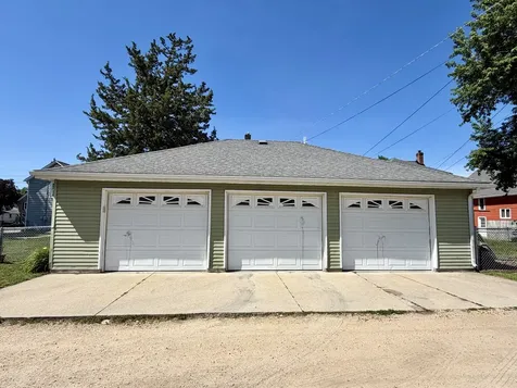 704 14TH Avenue Fulton IL 61252