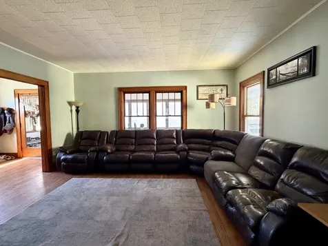 704 14TH Avenue Fulton IL 61252