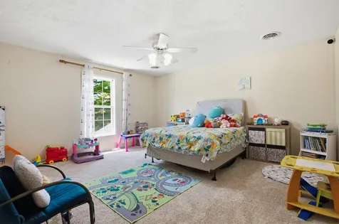 2101 Crossgate Court Champaign IL 61822