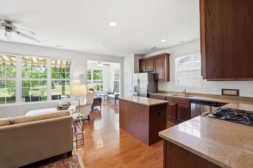 13273 Bluebird Lane Huntley IL 60142