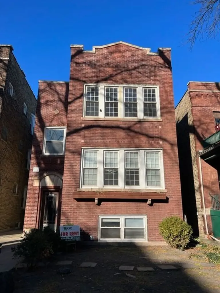1732 West Wallen Avenue Chicago IL 60626