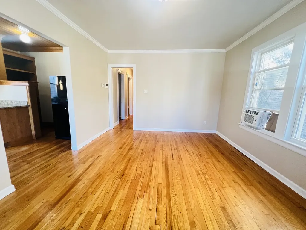1732 West Wallen Avenue Chicago IL 60626