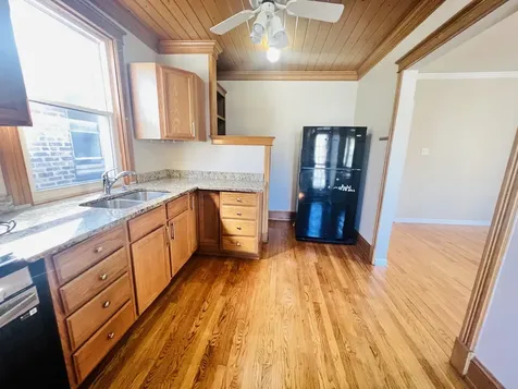 1732 West Wallen Avenue Chicago IL 60626