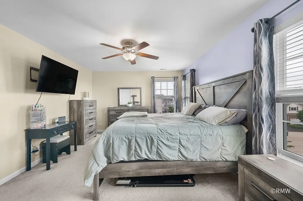 9810 Cummings Street Huntley IL 60142