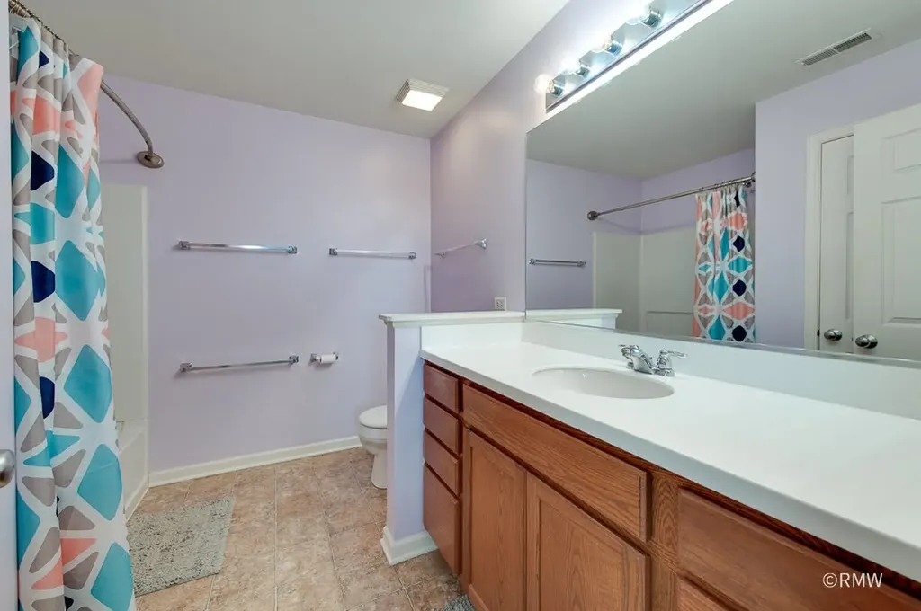 9810 Cummings Street Huntley IL 60142