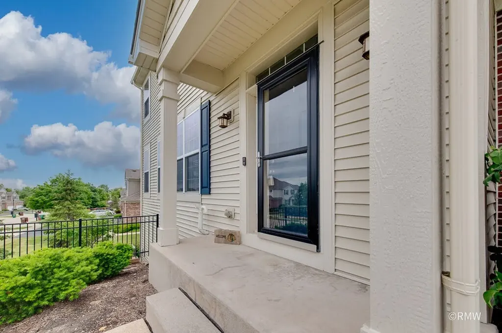 9810 Cummings Street Huntley IL 60142