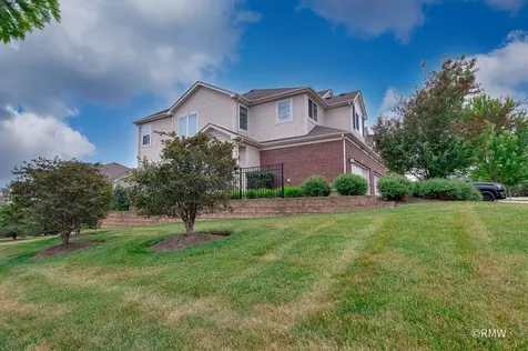 9810 Cummings Street Huntley IL 60142