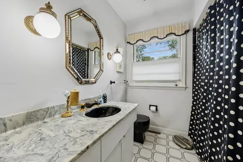 8080 Wolf Road Burr Ridge IL 60527
