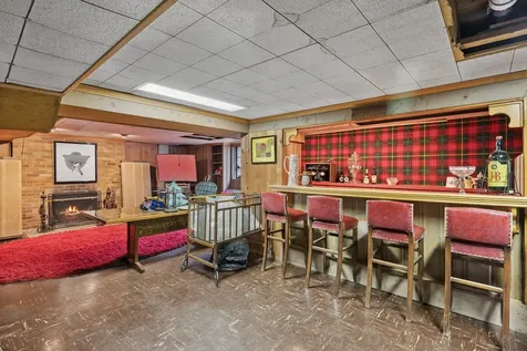 8080 Wolf Road Burr Ridge IL 60527