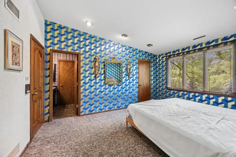 8080 Wolf Road Burr Ridge IL 60527