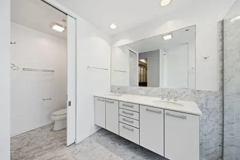 550 North St Clair Street Chicago IL 60611