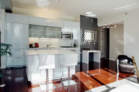 550 North St Clair Street Chicago IL 60611
