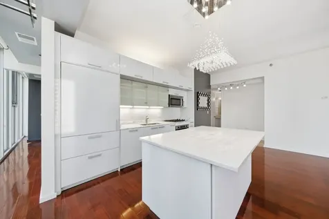 550 North St Clair Street Chicago IL 60611
