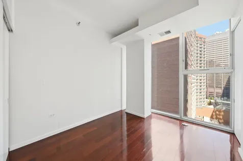 550 North St Clair Street Chicago IL 60611