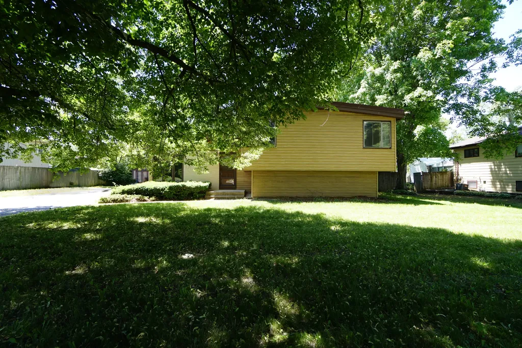 1512 Glen Ellyn Road Glendale Heights IL 60139