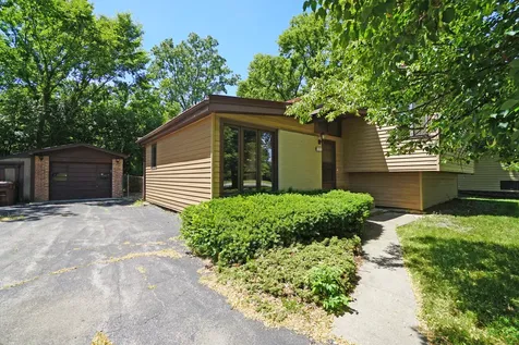 1512 Glen Ellyn Road Glendale Heights IL 60139