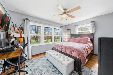 1412 Beach Road Mchenry IL 60050